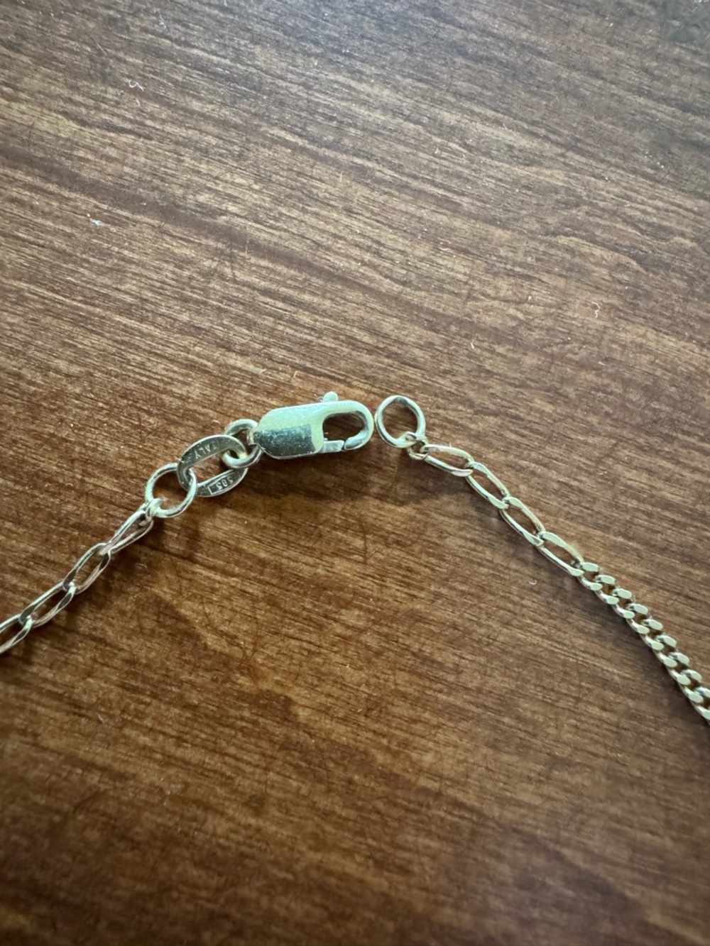 14kt Yellow Gold Figaro Chain - Picture 4 of 6